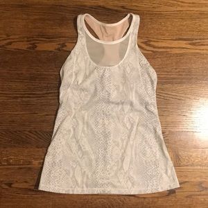 Lululemon tank